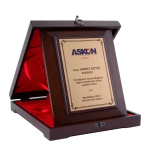 Ahşap Kutulu Plaket