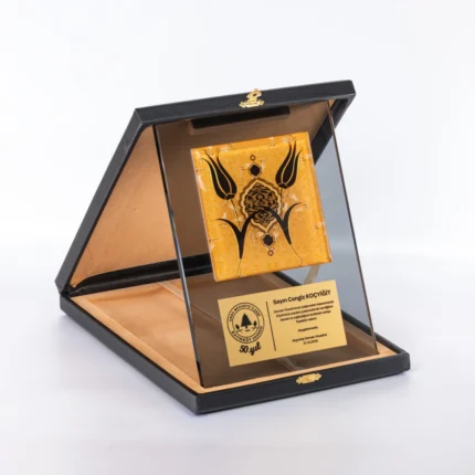 PB1104 Çinili Kristal Plaket